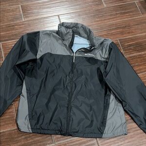 Columbia Men's Gray Windbreaker